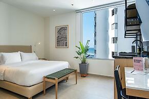 w Prestigious Loft w Modern Terrace in CTG