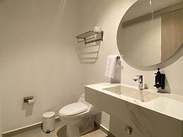 w Charming 2BR w Splendid Terrace in CTG