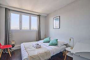 Sublime 2 Bedroom Flat Quai de Seine Eiffel Tower