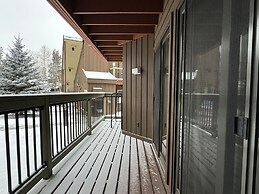 Beautiful Renovated 3br In Keystone 3 Bedroom Condo