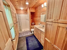 Bear Point Limit 15 7 Bedroom Villa