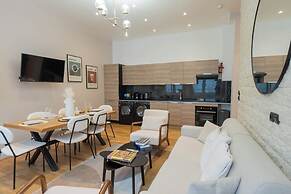 Superb Apartment in the Center of Paris