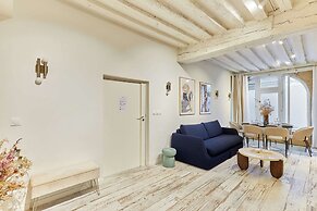 Amazing Apartment in the Center of Paris