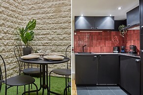 Charming Apartment Faubourg St Honore Madeleine