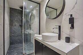 Charming Apartment Faubourg St Honore Madeleine