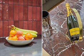 Charming Apartment Faubourg St Honore Madeleine