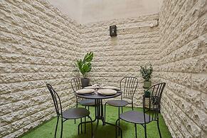 Charming Apartment Faubourg St Honore Madeleine