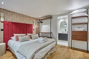Charming Apartment Faubourg St Honore Madeleine