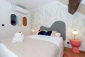 Sublime Apartment Center of Paris Le Marais