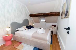 Sublime Apartment Center of Paris Le Marais