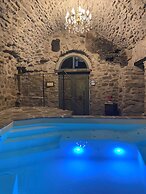 La Casa Medievale - Suites & SPA