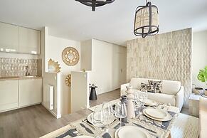 Beautiful 2 Bedroom Apartment Le Marais/ Beaubourg