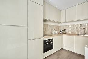 Beautiful 2 Bedroom Apartment Le Marais/ Beaubourg