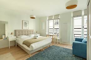 Charming Flat in the Center of Paris