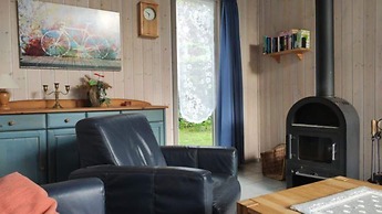 Freistehendes Ferienhaus mit Tollem Grundstueck