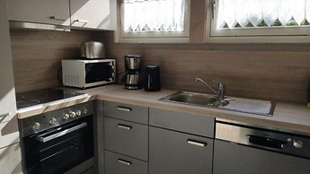 Freistehendes Ferienhaus mit Tollem Grundstueck