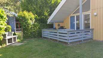 Freistehendes Ferienhaus mit Tollem Grundstueck