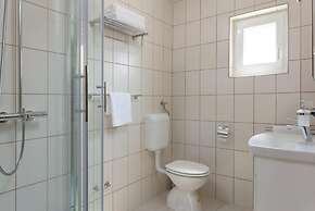 Charming Villa With Swimming Pool