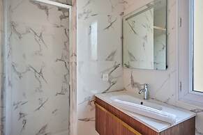 New Apartment Puteaux/la Defense