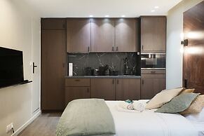 Sublim and New Studio Moulin Rouge