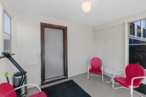 Lowry Parlour