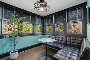 Lowry Parlour