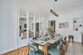 Sublime Apartment in the Heart of Paris