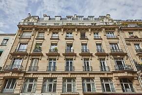 Sublime Apartment in the Heart of Paris