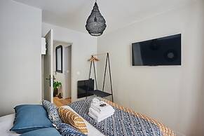 Apartment in the Center of Paris