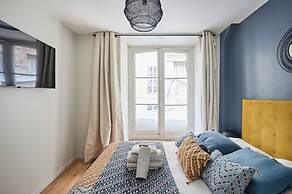 Apartment in the Center of Paris