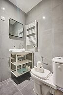 Apartment in the Center of Paris