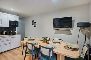 Apartment in the Center of Paris