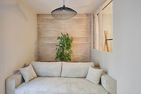 Apartment in the Center of Paris