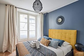 Apartment in the Center of Paris