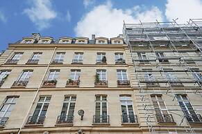 Apartment in the Center of Paris