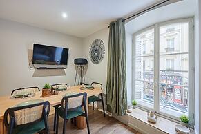 Apartment in the Center of Paris