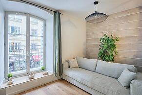 Apartment in the Center of Paris