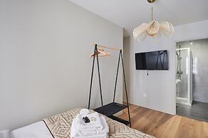 Apartment in the Center of Paris