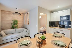 Apartment in the Center of Paris