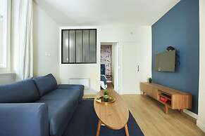 Apartment Exposition Center