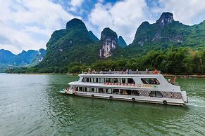 Castle peak yard Inn Guilin