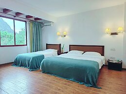 Castle peak yard Inn Guilin