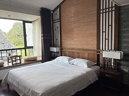 Castle peak yard Inn Guilin