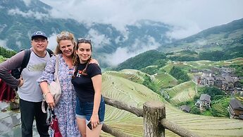 Castle peak yard Inn Guilin