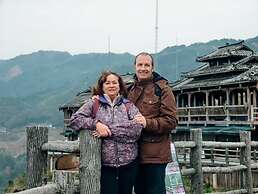 Castle peak yard Inn Guilin