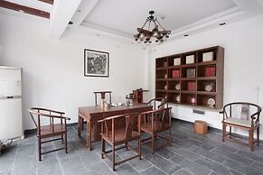 Castle peak yard Inn Guilin