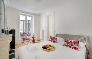 Sublime Apartment Center of Paris Le Marais 3 Bdrs