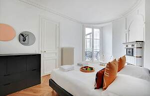Sublime Apartment Center of Paris Le Marais 3 Bdrs