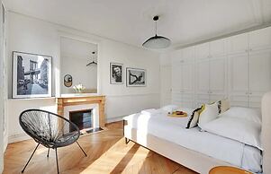 Sublime Apartment Center of Paris Le Marais 3 Bdrs