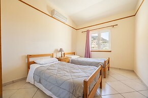 Pomos Harbour View Villa